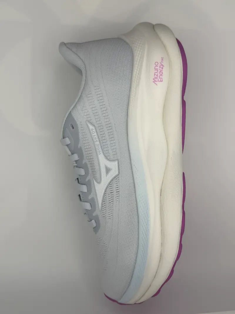 Mizuno Wave Sky 9